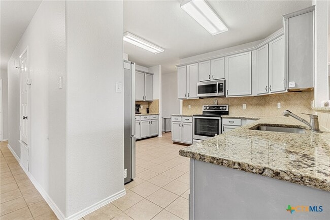 Building Photo - 5620 Birmingham Cir