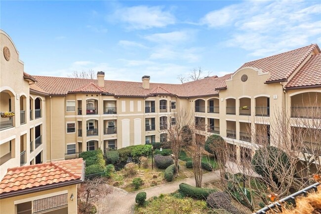 Building Photo - 955 Juniper St NE