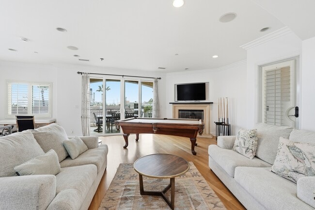 Building Photo - 424 N Broadway