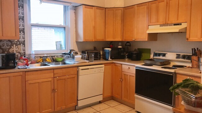 Building Photo - 5903 Nicholson St