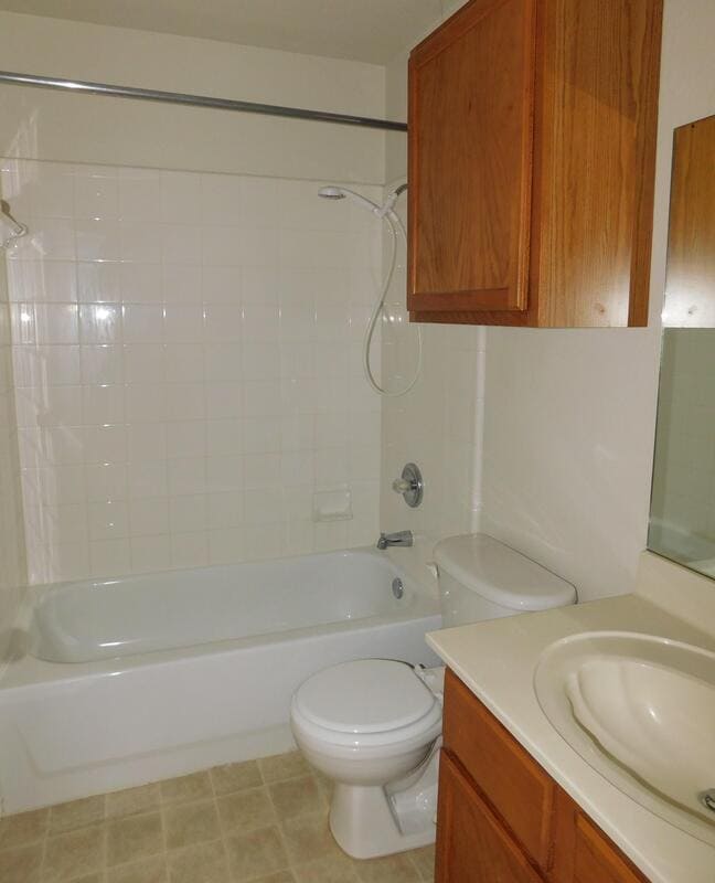 Building Photo - 301 A Crk