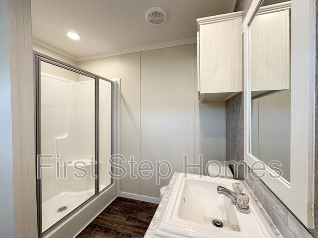 Building Photo - 237 Noriker Dr