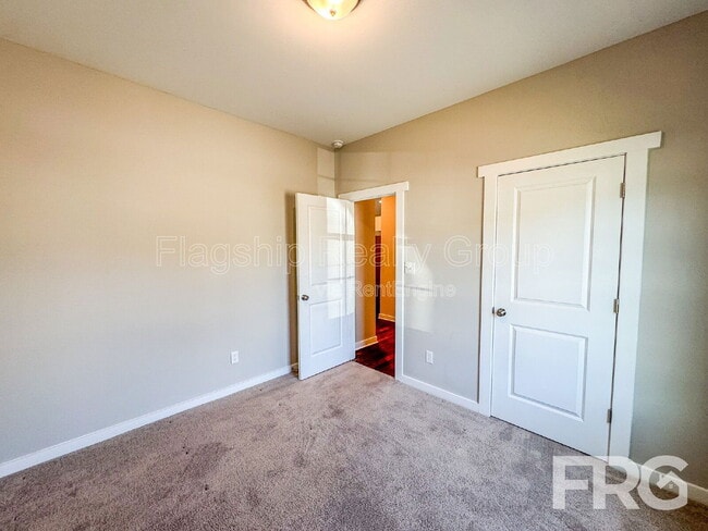 Building Photo - 1503 S Taylor St