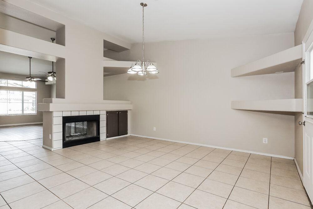 Building Photo - 1563 E Scott Ave