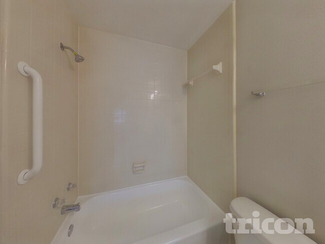 Building Photo - 14004 Basin St