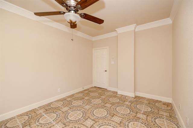 Building Photo - 624 Horseshoe Bend