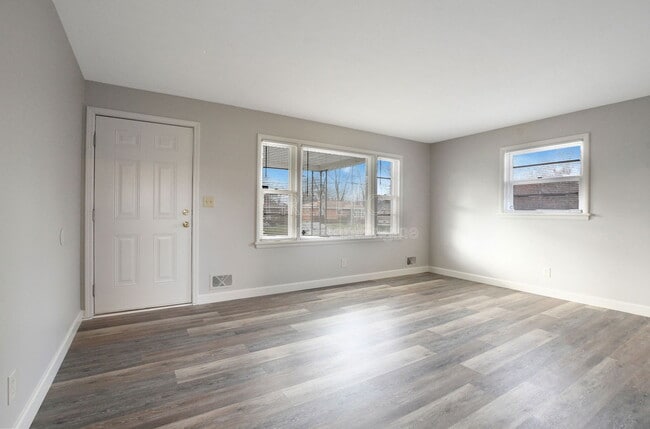 Building Photo - 4341 Charlotte Ann Dr