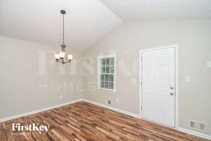 Building Photo - 608 Nottingham Dr
