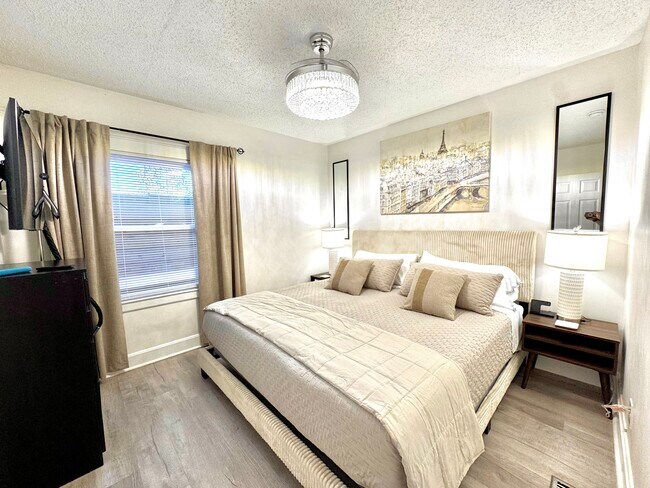 Building Photo - 1532 Kimberly Rd