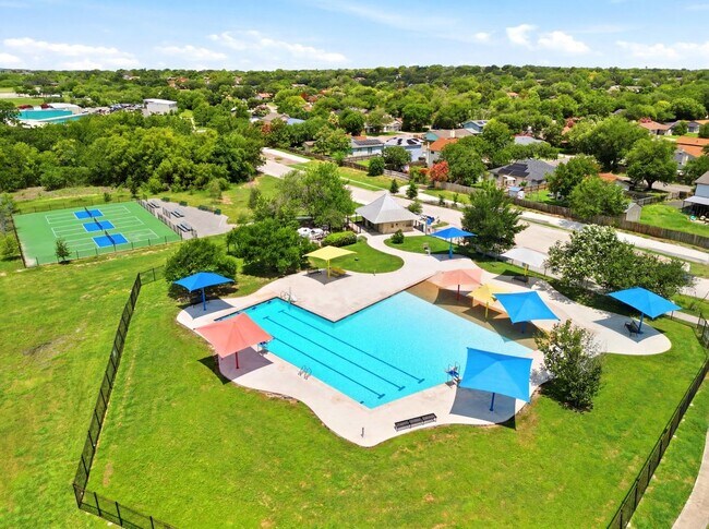 Building Photo - 1114 Churing Dr