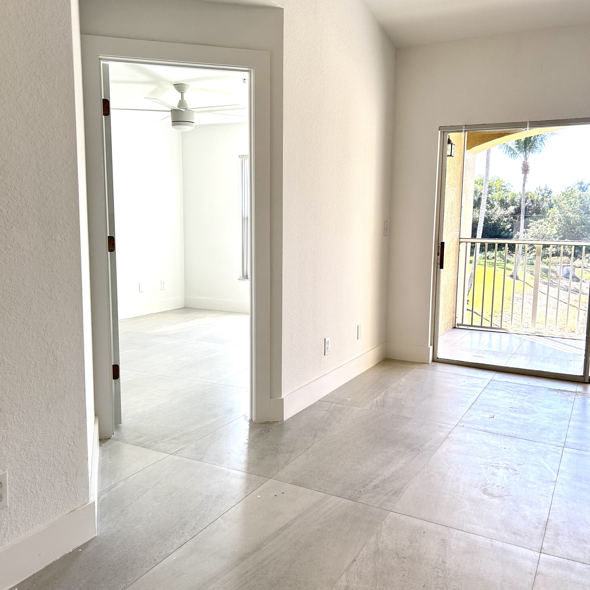 Building Photo - 8275 Ibis Club Dr