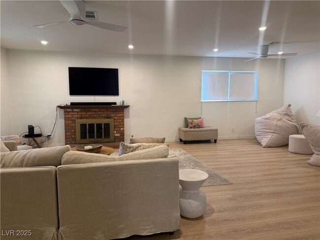 Building Photo - 3611 Rosewood St