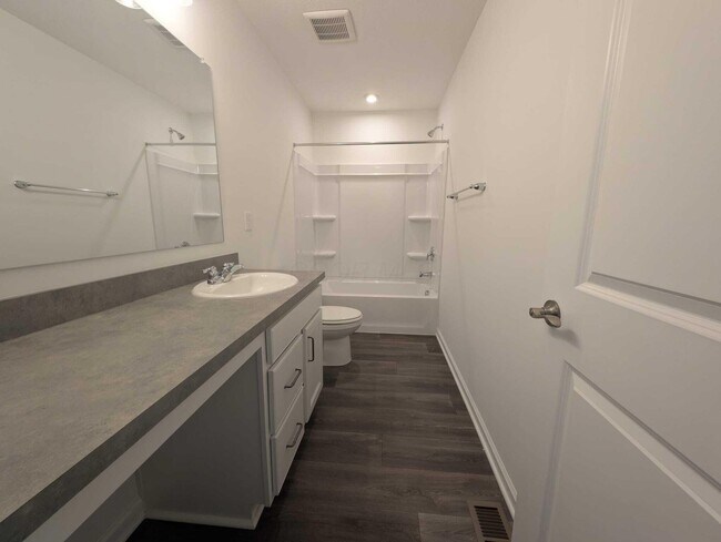 Building Photo - 832 Callaway Ln