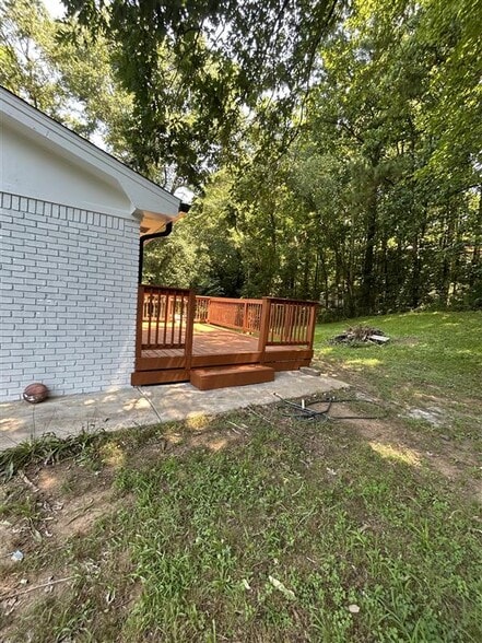 Building Photo - 2066 Mulkey Rd SW