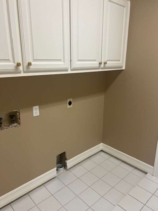 Building Photo - 3 Bedroom 3 Bathroom Berry Creek Home