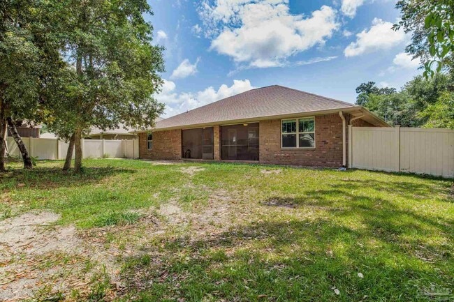Building Photo - 3111 Hickory St
