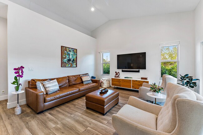 Building Photo - 14151 Little Cypress Cir