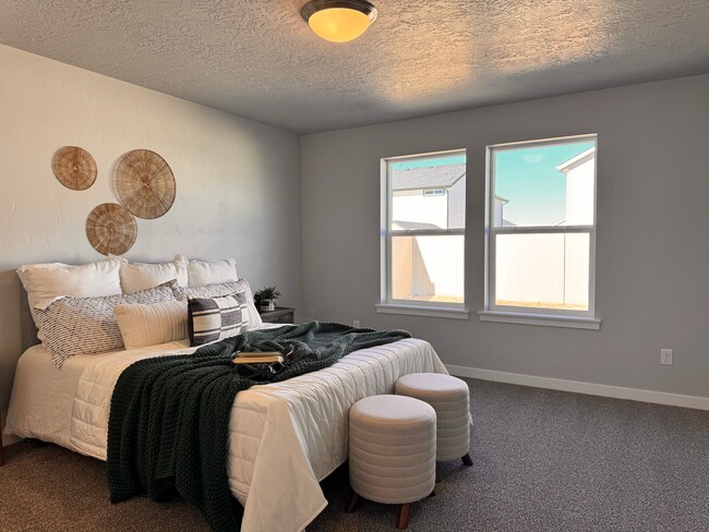 Building Photo - 10330 Crystal Ridge Dr