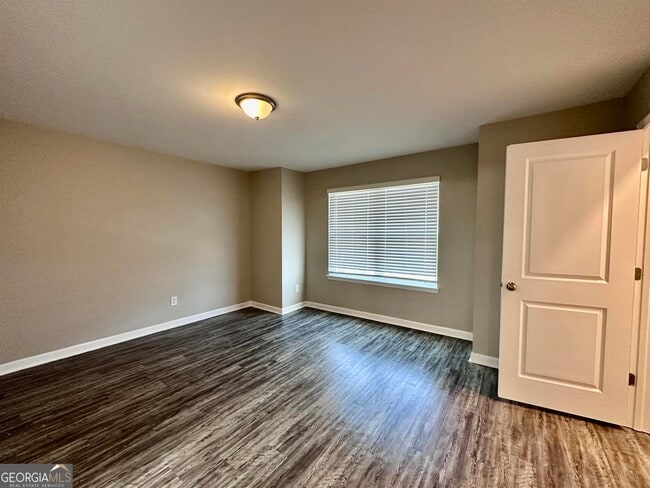 Building Photo - 306 Ashigan St