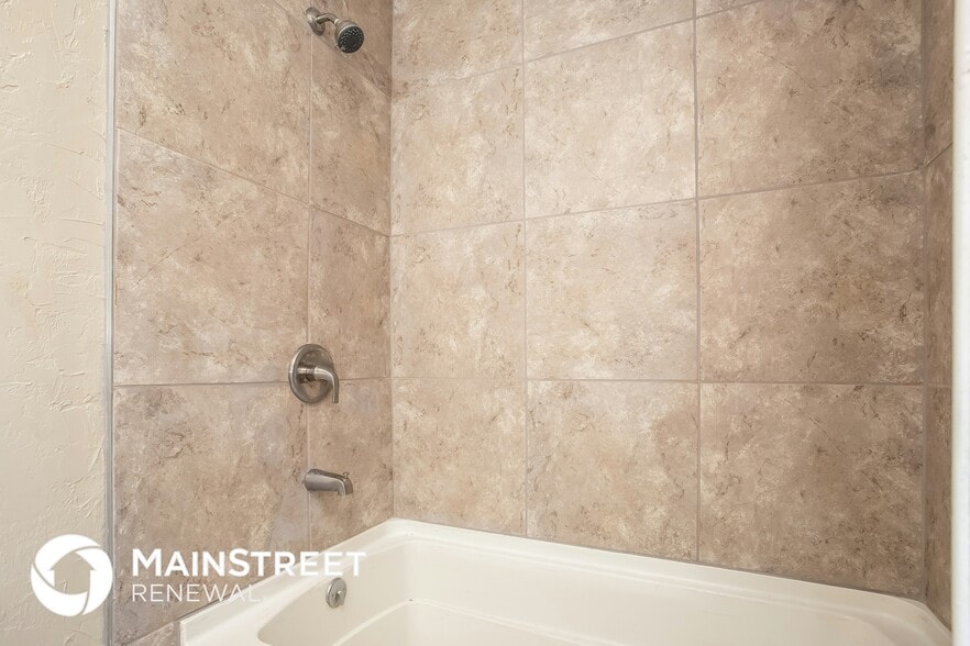 Building Photo - 2073 Shillingwood Dr NW