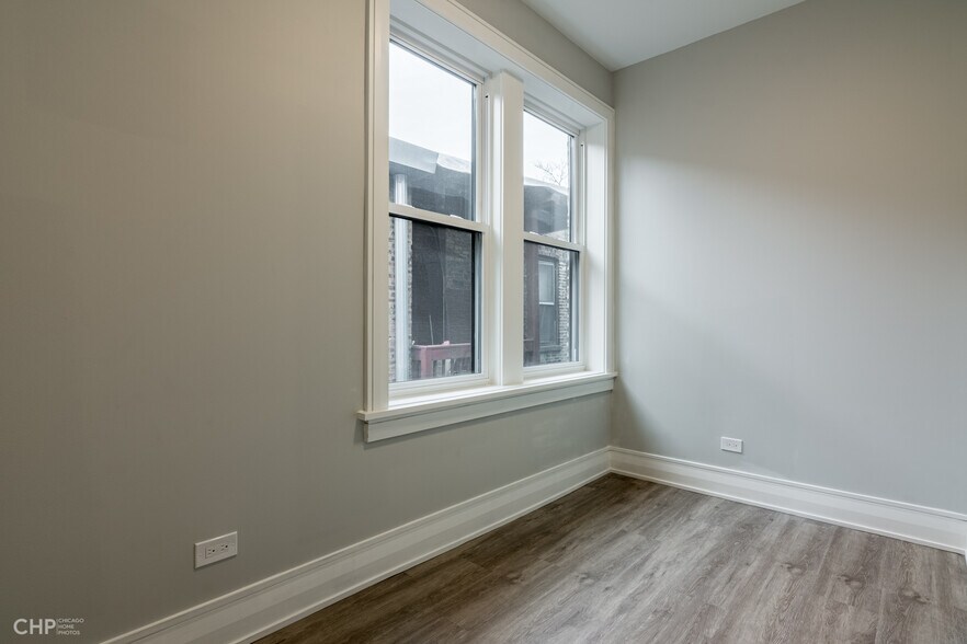 Building Photo - 2318 W Thomas St