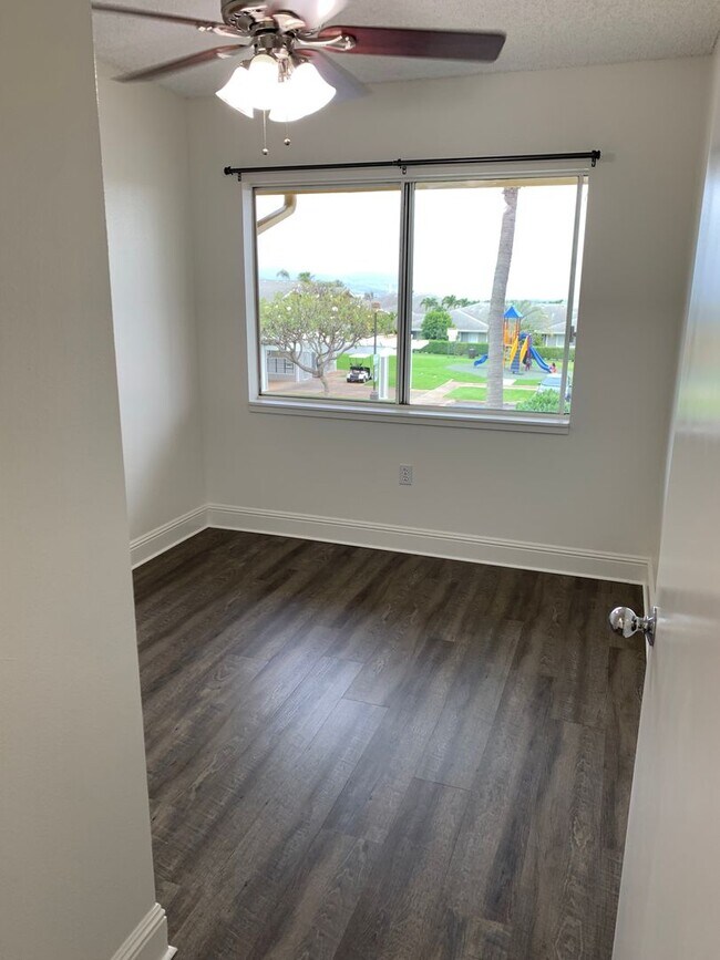 Building Photo - Kulana Knolls 3 Bed 2 Bath 2 assigned parking