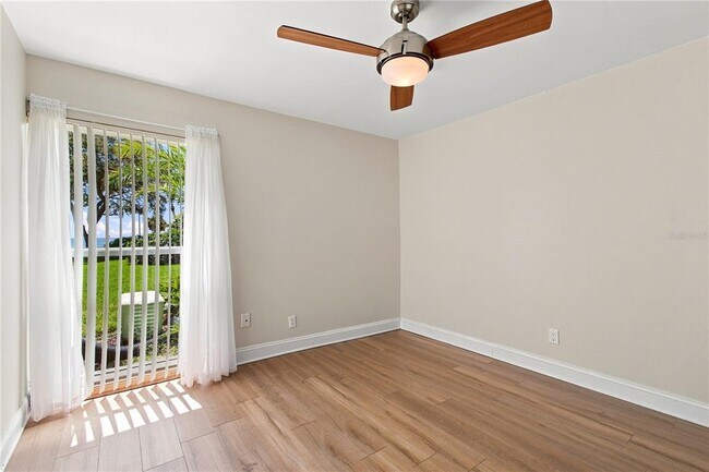 Building Photo - 3325 Bayshore Blvd