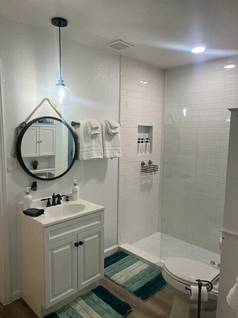 Building Photo - 5627 Avenue R