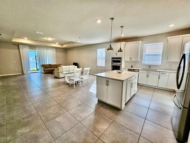 Building Photo - 5066 Sparkling Water Wy