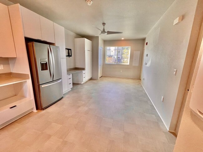 Building Photo - Spacious Studio, PET FRIENDLY in Ho'opili ...