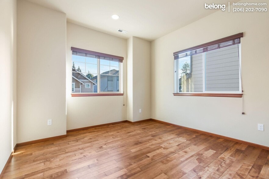 Building Photo - 2017 171st St SW