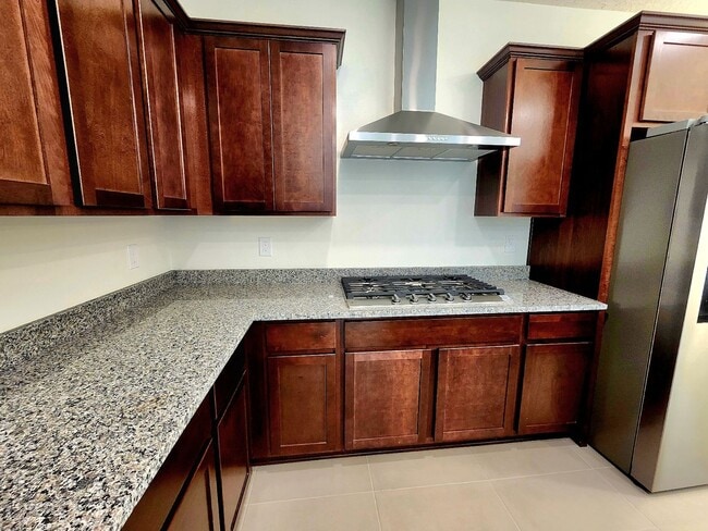 Building Photo - Brand-New Construction Townhome – Never Li...