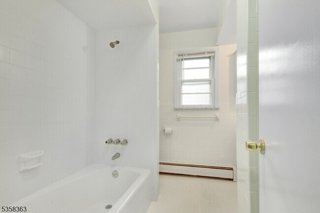 Building Photo - 26 Rawley Pl