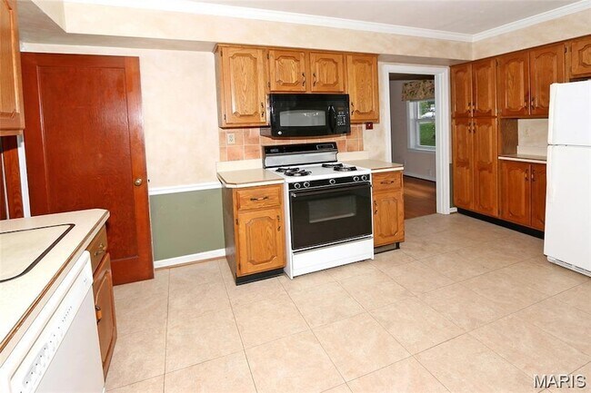 Building Photo - 10501 St Michael Ln