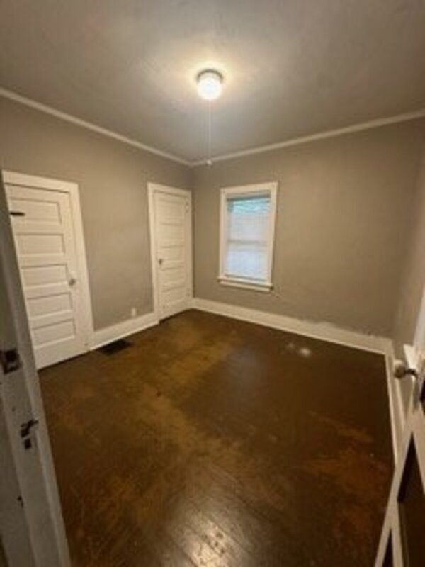 Building Photo - 1706 Capitol Ave