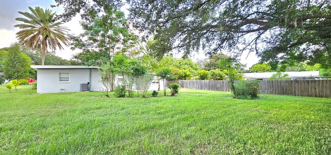 Building Photo - Adorable Custom Titusville Home Offering 3...