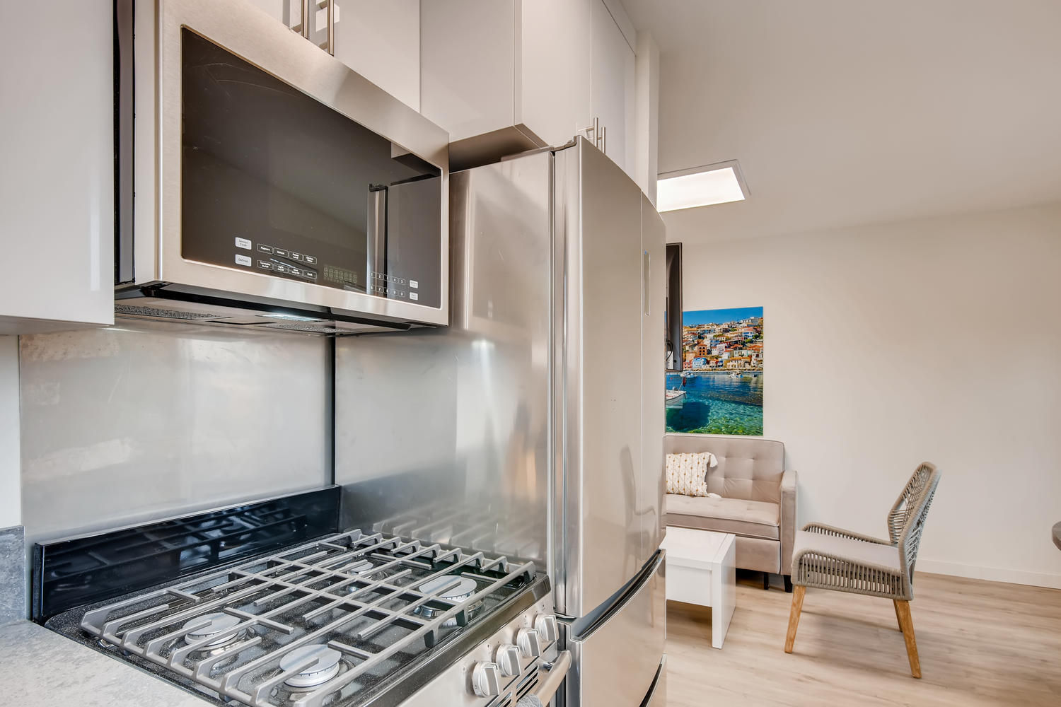 Building Photo - 3944 Mission Blvd