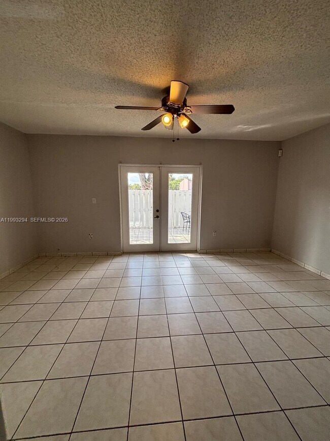 Building Photo - 6272 SW 139th Ave