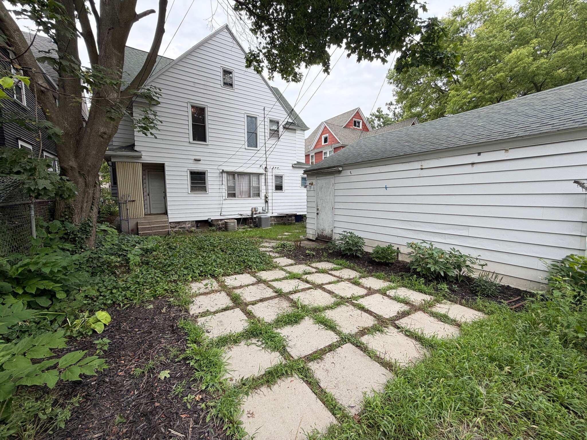 Backyard - 610 Parkwood St NE