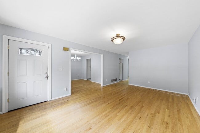Building Photo - 1031 Di Antonio Dr