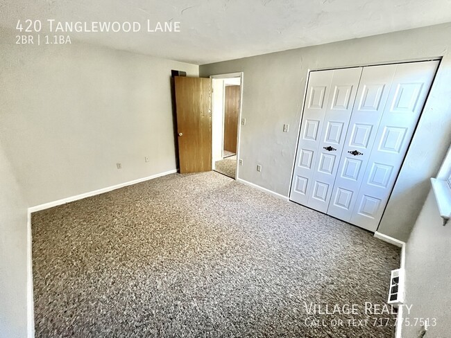 Building Photo - Spacious 2-BR Townhome in Dallastown Schoo...