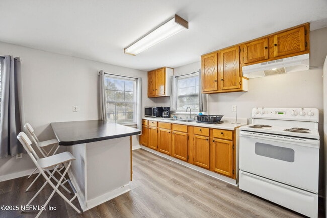 Building Photo - 5342 Kingsbury St