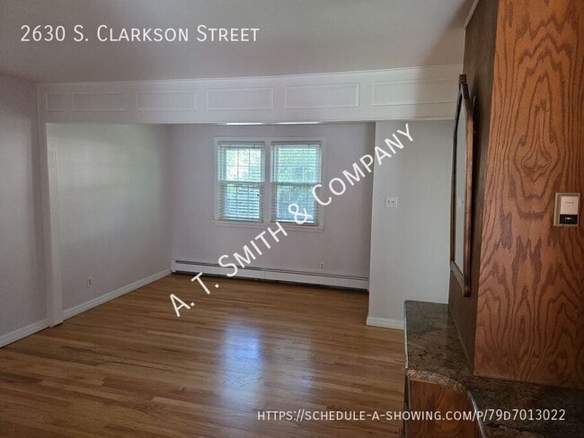 Building Photo - 2630 S Clarkson St