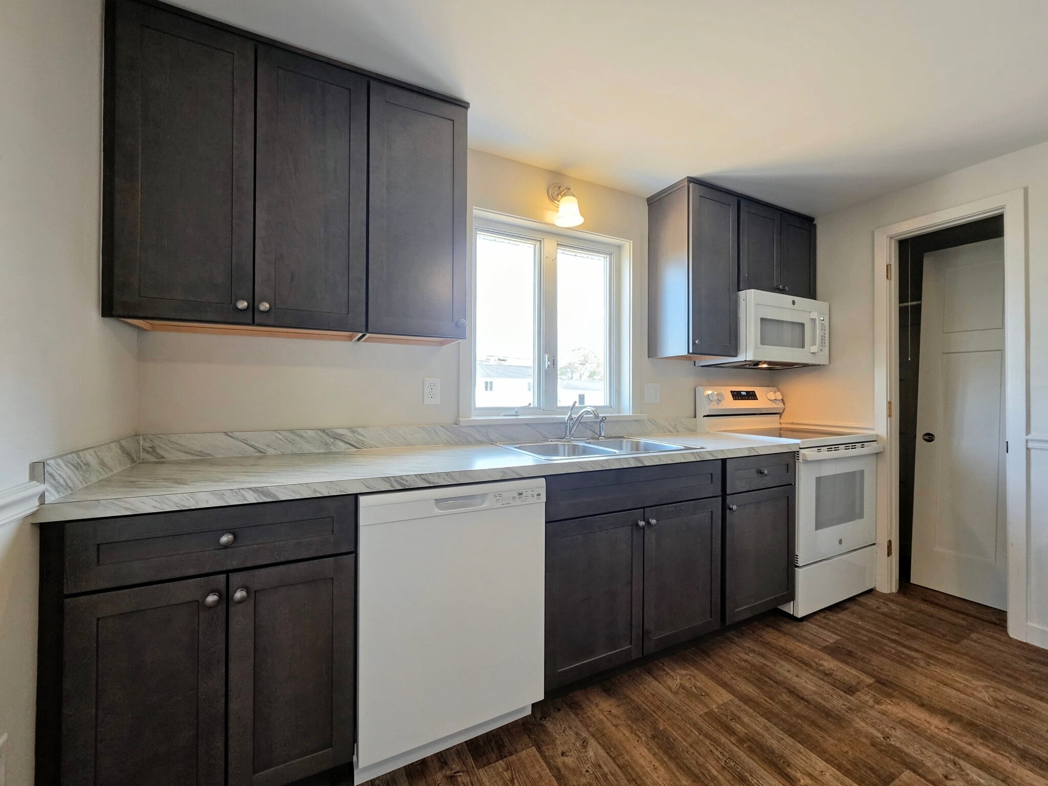 Building Photo - 2618 Creek Hill Rd