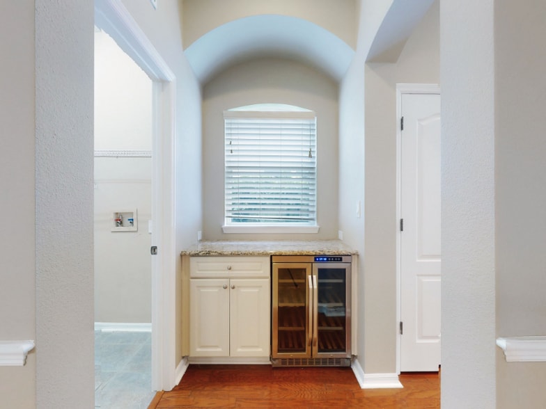 Building Photo - 610 Victoria Hills Dr
