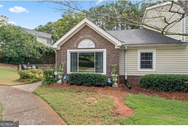 Primary Photo - 81 Hampshire Ct