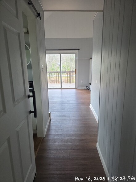 Building Photo - 1010 Eisenhower Way