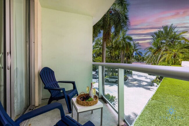 Building Photo - 3901 S Ocean Dr