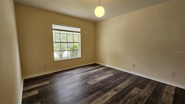 Building Photo - 6300 W Oak Park Blvd