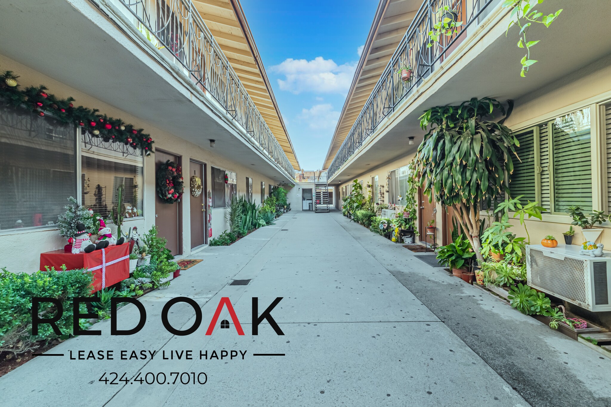 Building Photo - 4324 Walnut St